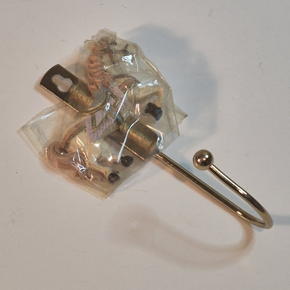 VINTAGE 1980’s Avon Collection Decorative Carousel Horse Wall Hook